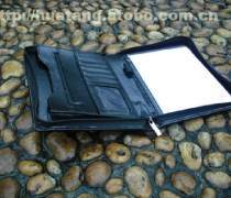 【維進(jìn)箱包韓版男士商務(wù)15.6寸筆記本電腦手提包牛津布簡約防水文件包可定制568689】保定白溝新城維進(jìn)箱包廠 - 產(chǎn)品庫